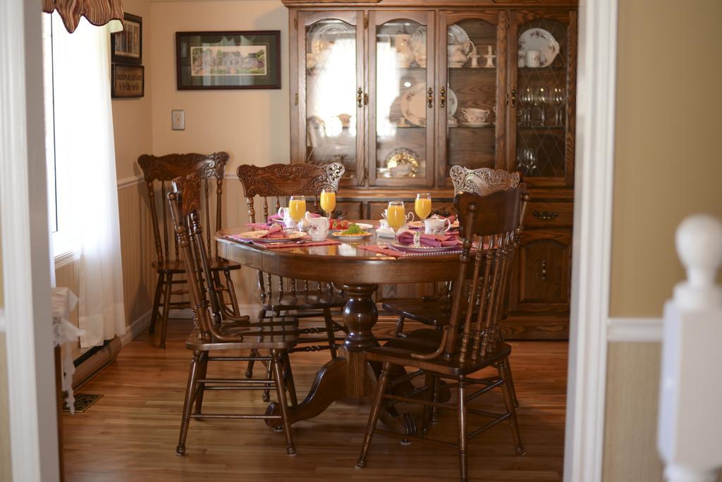 Cote'S Bed & Breakfast Grand Falls Exteriör bild